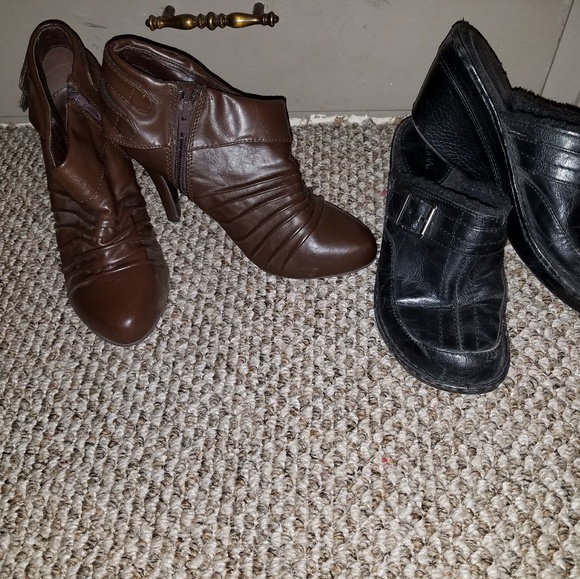 Boots - Picture 3 of 5